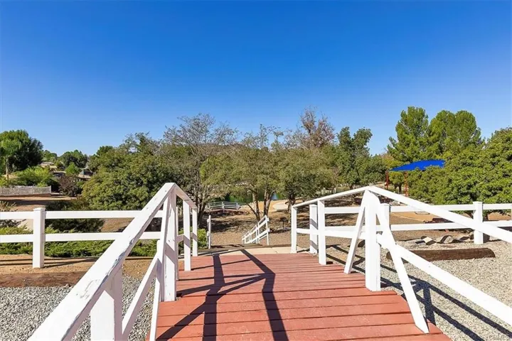 24882 Rainbarrel Road, Wildomar, California 92595