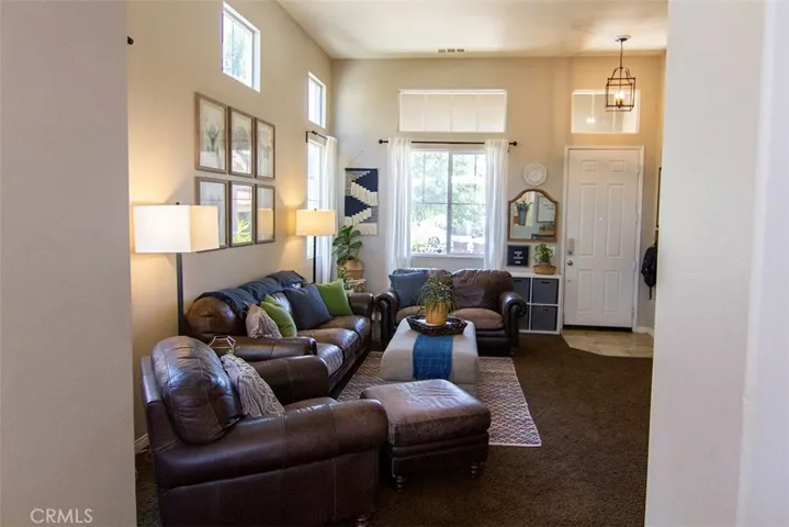 24882 Rainbarrel Road, Wildomar, California 92595
