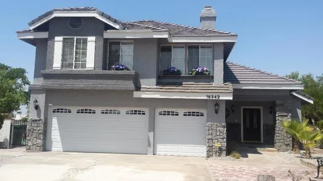 16342 Ridge View Drive, Apple Valley, California 92307