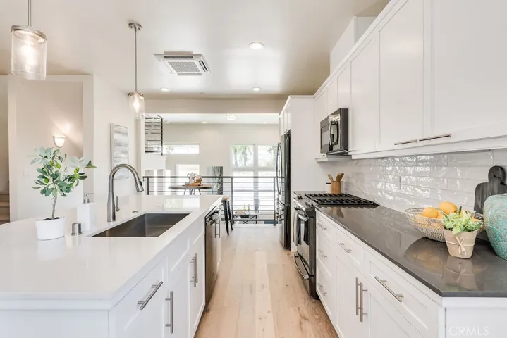 2478 Victoria 108, San Luis Obispo, California 93401