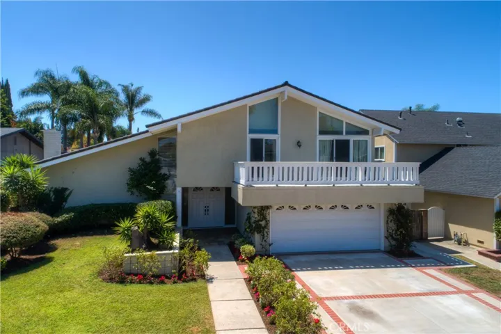 25372 Classic Drive, Mission Viejo, California 92691