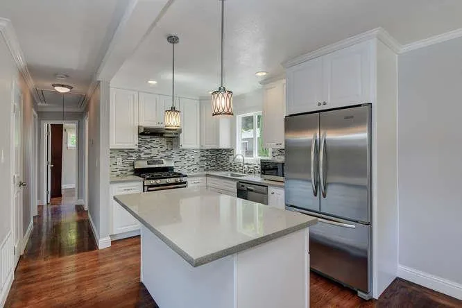 425 Upton Street, Redwood City, California 94062