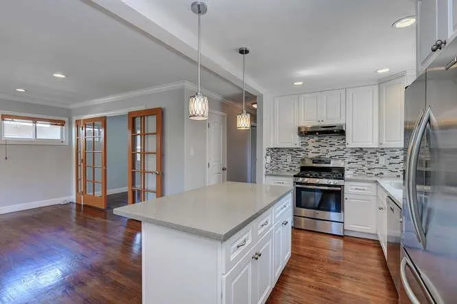425 Upton Street, Redwood City, California 94062