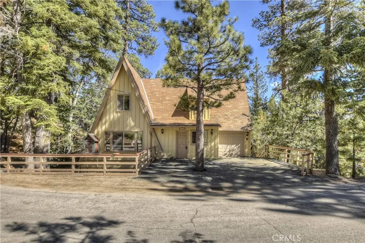 39263 Cedar Dell Road, Fawnskin, California 92333