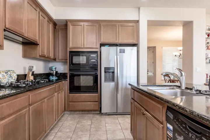 16320 Adobe Way, Lathrop, California 95330