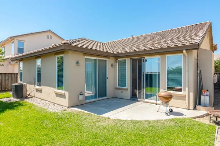 16320 Adobe Way, Lathrop, California 95330