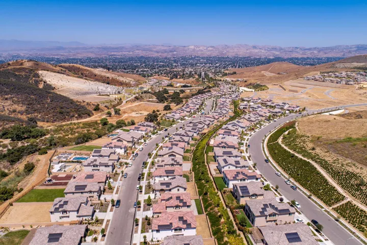 161 White Bark Ln Simi Valley-41