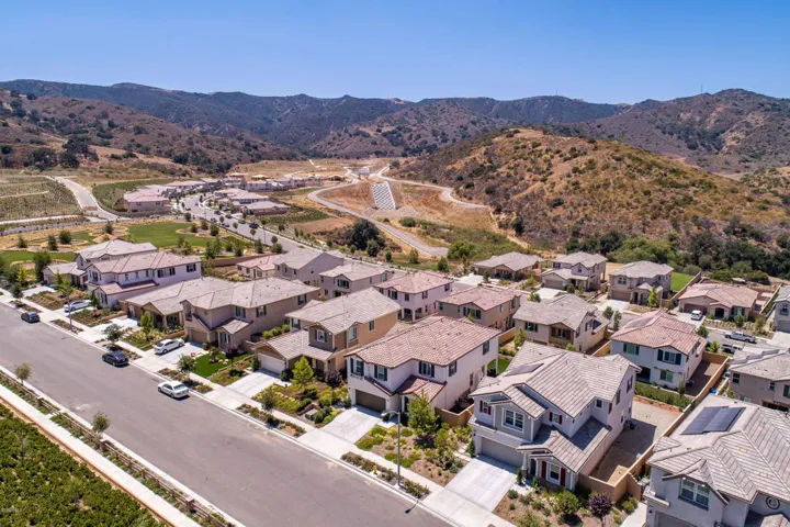161 White Bark Ln Simi Valley-38