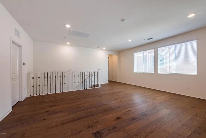 161 White Bark Ln Simi Valley-47