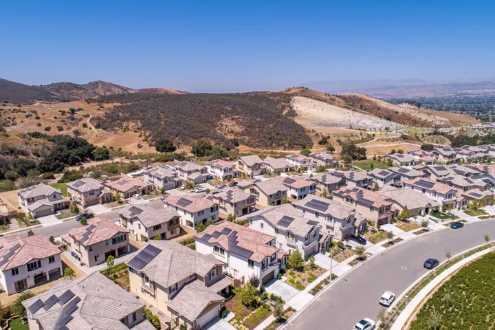 161 White Bark Ln Simi Valley-39