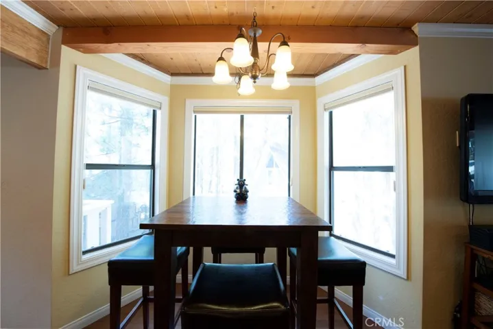 418 Tyrol Lane, Big Bear, California 92315