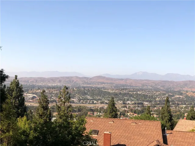 611 S Frontier Court, Anaheim Hills, California 92807