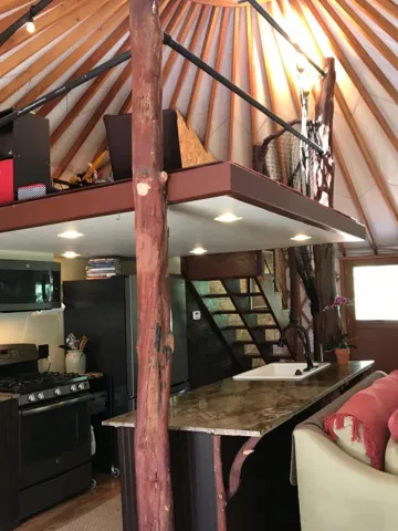 7164 Redwood Retreat Road, Gilroy, California 95020