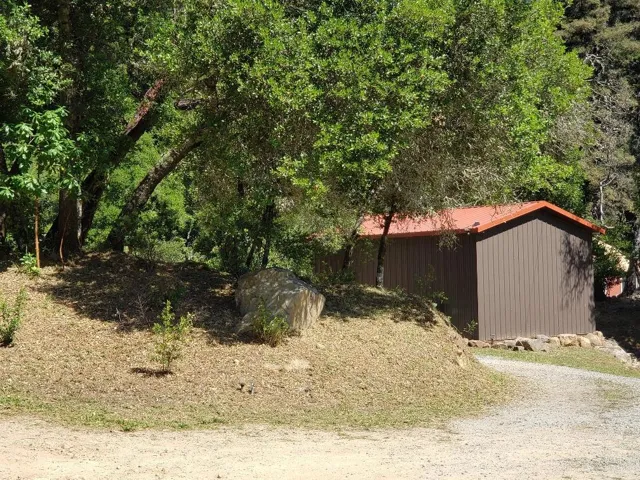7164 Redwood Retreat Road, Gilroy, California 95020