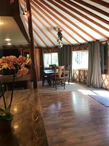 7164 Redwood Retreat Road, Gilroy, California 95020