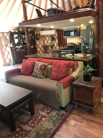 7164 Redwood Retreat Road, Gilroy, California 95020