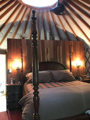 7164 Redwood Retreat Road, Gilroy, California 95020