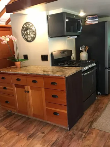 7164 Redwood Retreat Road, Gilroy, California 95020