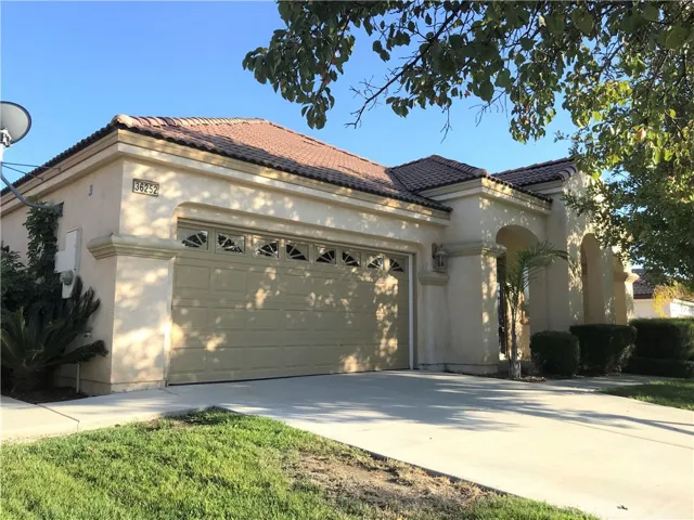 36252 Bur Oaks Avenue, Murrieta, California 92562