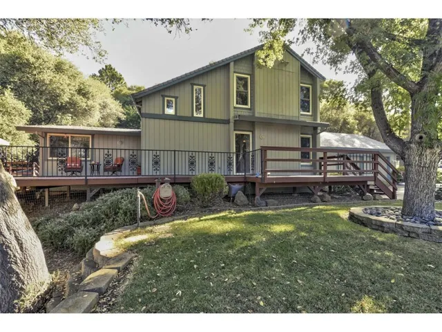 2626 Happy Valley Lane, Auburn, California 95602