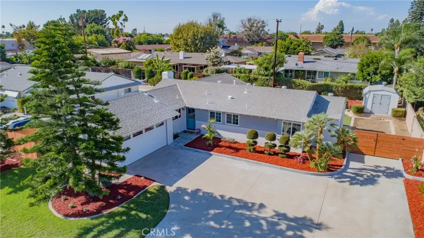 17621 Fiesta Way, Tustin, California 92780