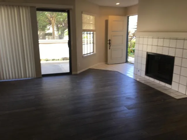 1689 Via Laguna 7, San Mateo, California 94404