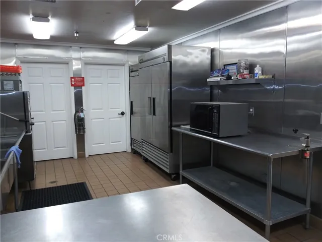 2607 Traffic Way, Atascadero, California 93422