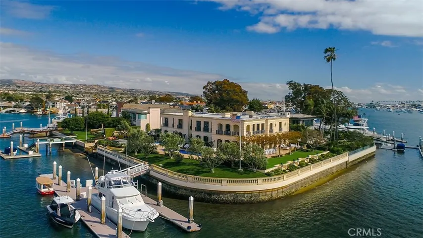 18 Harbor Island, Newport Beach, California 92660