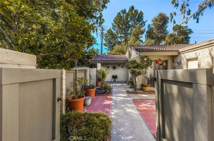 5652 E Vista Del Cerro, Anaheim Hills, California 92807