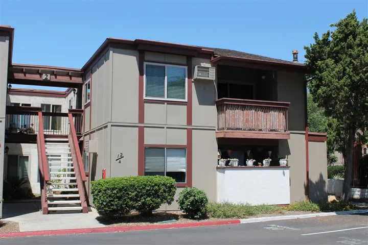 5483 Adobe Falls Rd. 12, San Diego, California 92120
