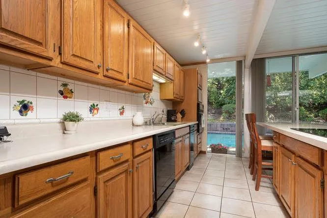 1531 Forge Road, San Mateo, California 94402