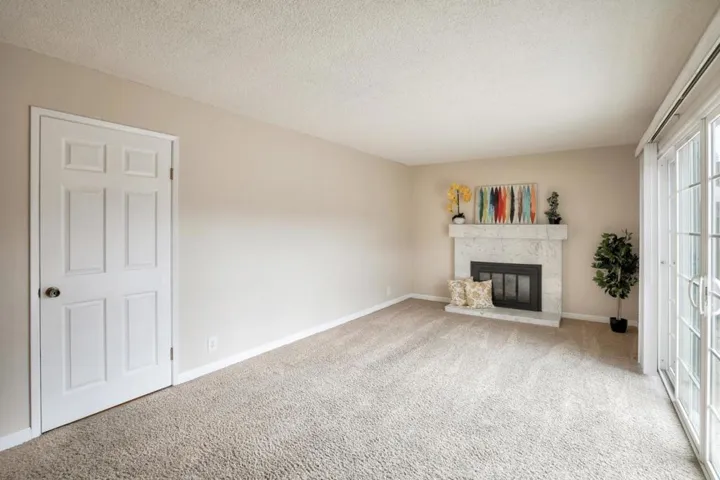 717 La Paloma Way, Gilroy, California 95020