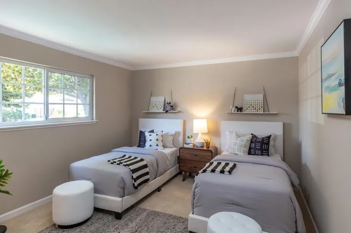 752 San Carlos Avenue, Mountain View, California 94043