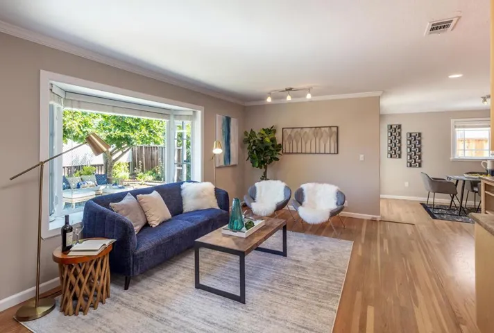 752 San Carlos Avenue, Mountain View, California 94043