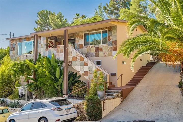 7919 Pasadena Avenue, La Mesa, California 91941