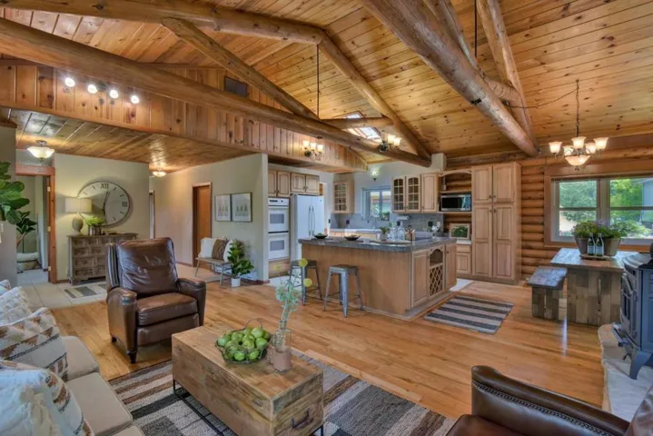 9007 El Matador Drive, Gilroy, California 95020