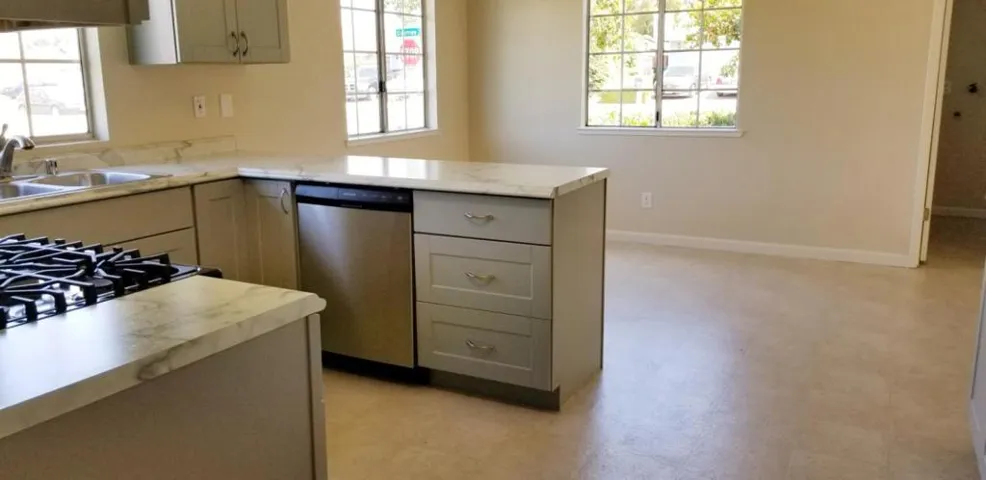 1391 Matador Drive, Hollister, California 95023