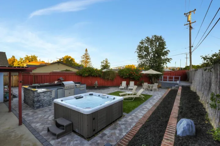 1474 Ginden Court, Campbell, California 95008