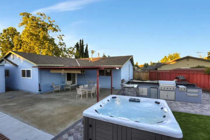 1474 Ginden Court, Campbell, California 95008