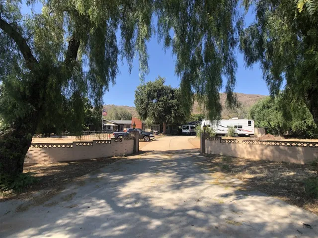988 Pepper Dr., El Cajon, California 92021