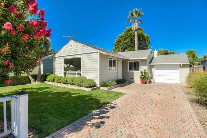1129 17th Avenue, Redwood City, California 94063