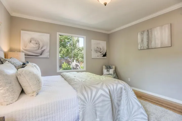 1129 17th Avenue, Redwood City, California 94063