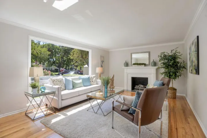 1129 17th Avenue, Redwood City, California 94063