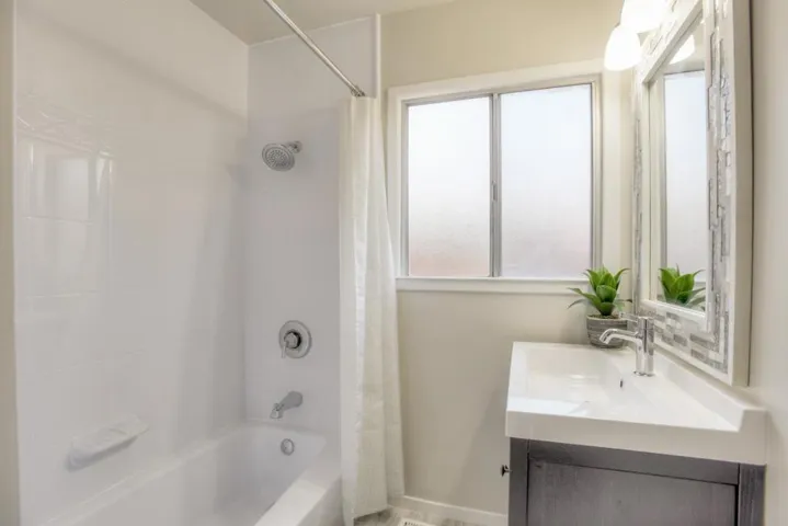 1129 17th Avenue, Redwood City, California 94063