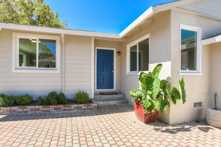 1129 17th Avenue, Redwood City, California 94063