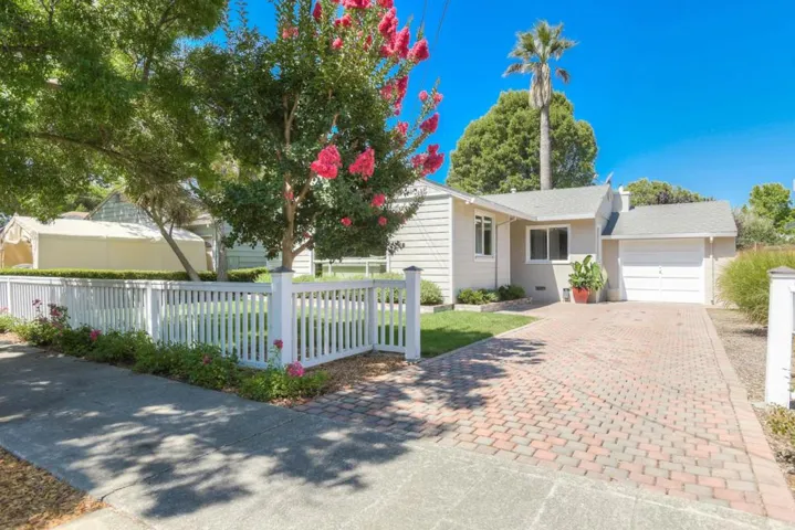 1129 17th Avenue, Redwood City, California 94063