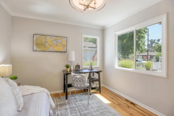 1129 17th Avenue, Redwood City, California 94063