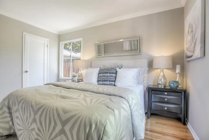 1129 17th Avenue, Redwood City, California 94063