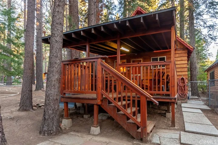 42732 La Cerena Avenue, Big Bear, California 92315