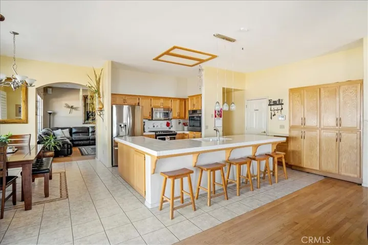 1614 Via Flora, Paso Robles, California 93446